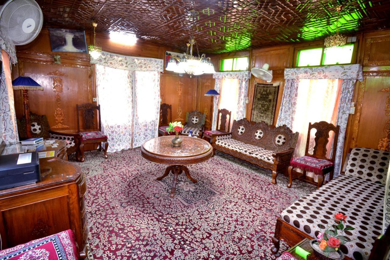 Heritage Shreen Houseboat Hotell Srīnagar Eksteriør bilde